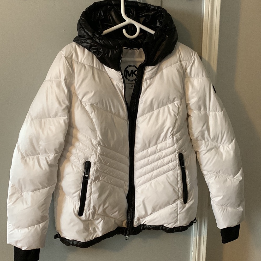 Michael Kors puffer Size Medium